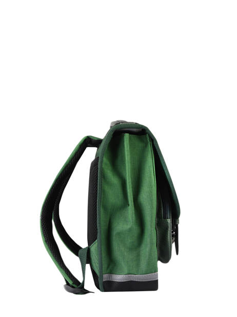 Boekentas 2 Compartimenten Cameleon Groen vintage color Deze schooltas uit de Vintage collectie van het merk Caméléon heeft een breedte van 35 cm. Ideaal voor de kleuterklas en het eerste leerjaar. Dit model heeft een duidelijke vintage look, dankzij de twee voorvakjes en de riempjes met gesp. Deze boekentas beschikt over twee compartimenten, die schriftjes (24x32 cm) en andere kleine spulletjes kunnen bevatten. Onder de overslagflap bevindt zich ook een uniek opbergvak, met daarin een gratis liniaal! De twee vakjes met rits vooraan zijn ideaal om een snack of zakdoek in op te bergen. Dit model beschikt ook over een naamlabel, en kan makkelijk gesloten worden dankzij een dubbel kliksysteem. Voor optimaal comfort zijn de rugzijde en schouderbandjes extra gewatteerd. Dankzij enkele reflectoren kan uw kind zich ook veilig in het verkeer begeven. Vintage op z'n mooist! ander zicht 4